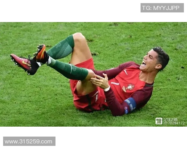 踢足球时脚起泡的原因及预防措施详解，助你享受无痛运动体验